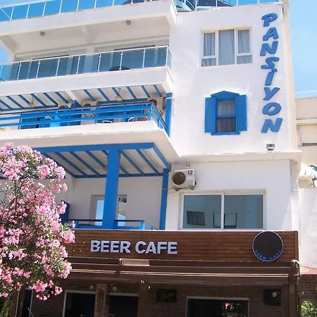 Kusadasi Guest House ゲストハウス