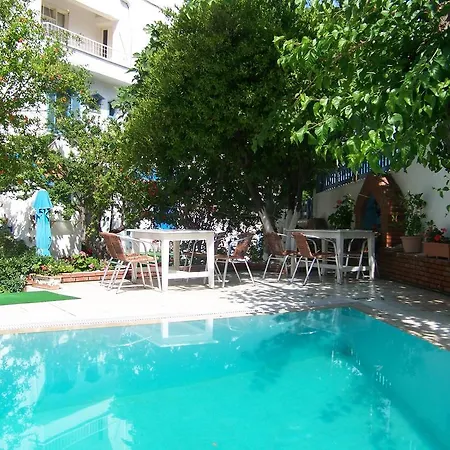 Kusadasi Guest House 2* クシャダス
