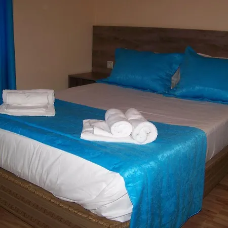 Kusadasi Guest House クシャダス