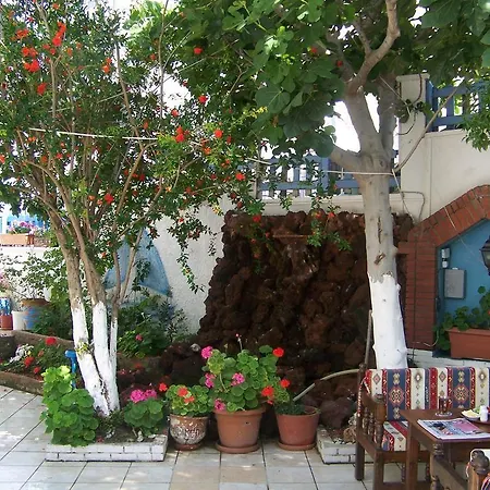 Kusadasi Guest House ゲストハウス