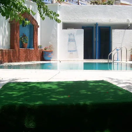ゲストハウス Kusadasi Guest House クシャダス