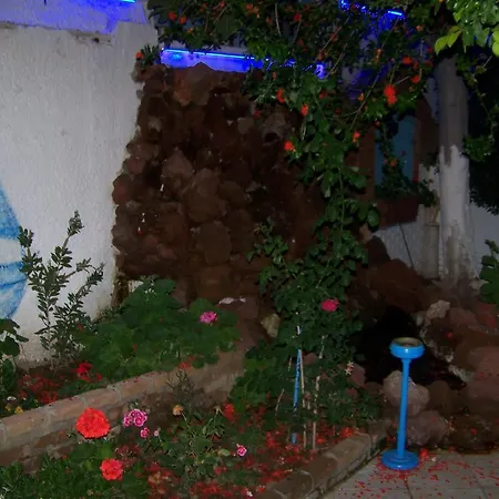 Kusadasi Guest House 2*