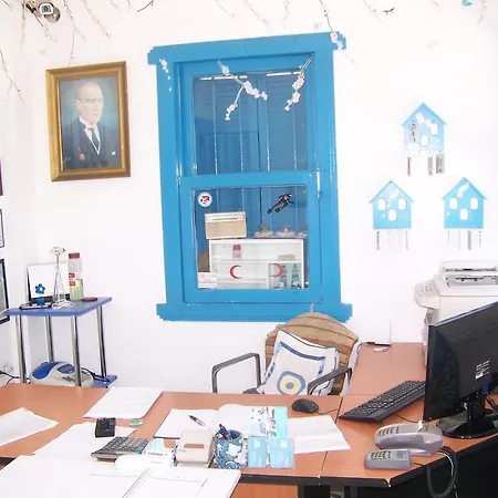 ゲストハウス Kusadasi Guest House