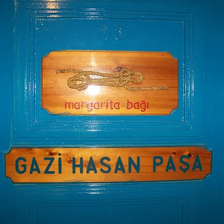 Kusadasi Guest House ゲストハウス