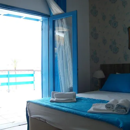 Kusadasi Guest House ゲストハウス