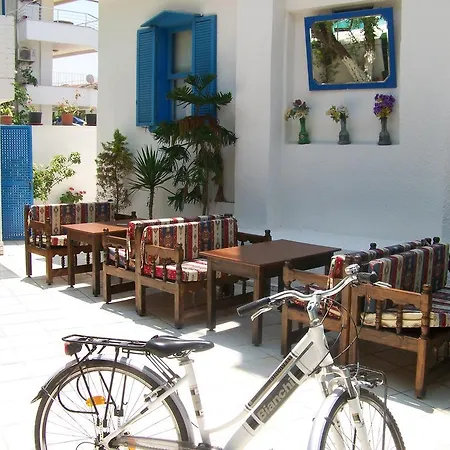 ゲストハウス Kusadasi Guest House