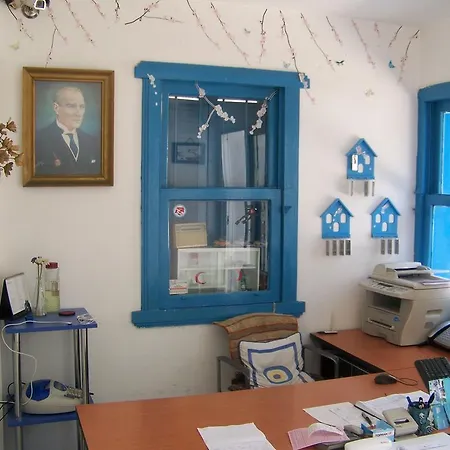Kusadasi Guest House 2* クシャダス