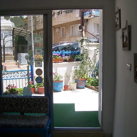 ゲストハウス Kusadasi Guest House クシャダス