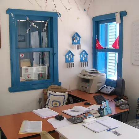 ゲストハウス Kusadasi Guest House